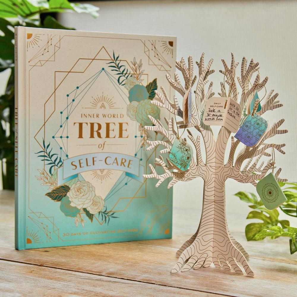 30 Days of Self-Care Tree Advent Calendar by Insight Editions - ISBN: 9781647224547