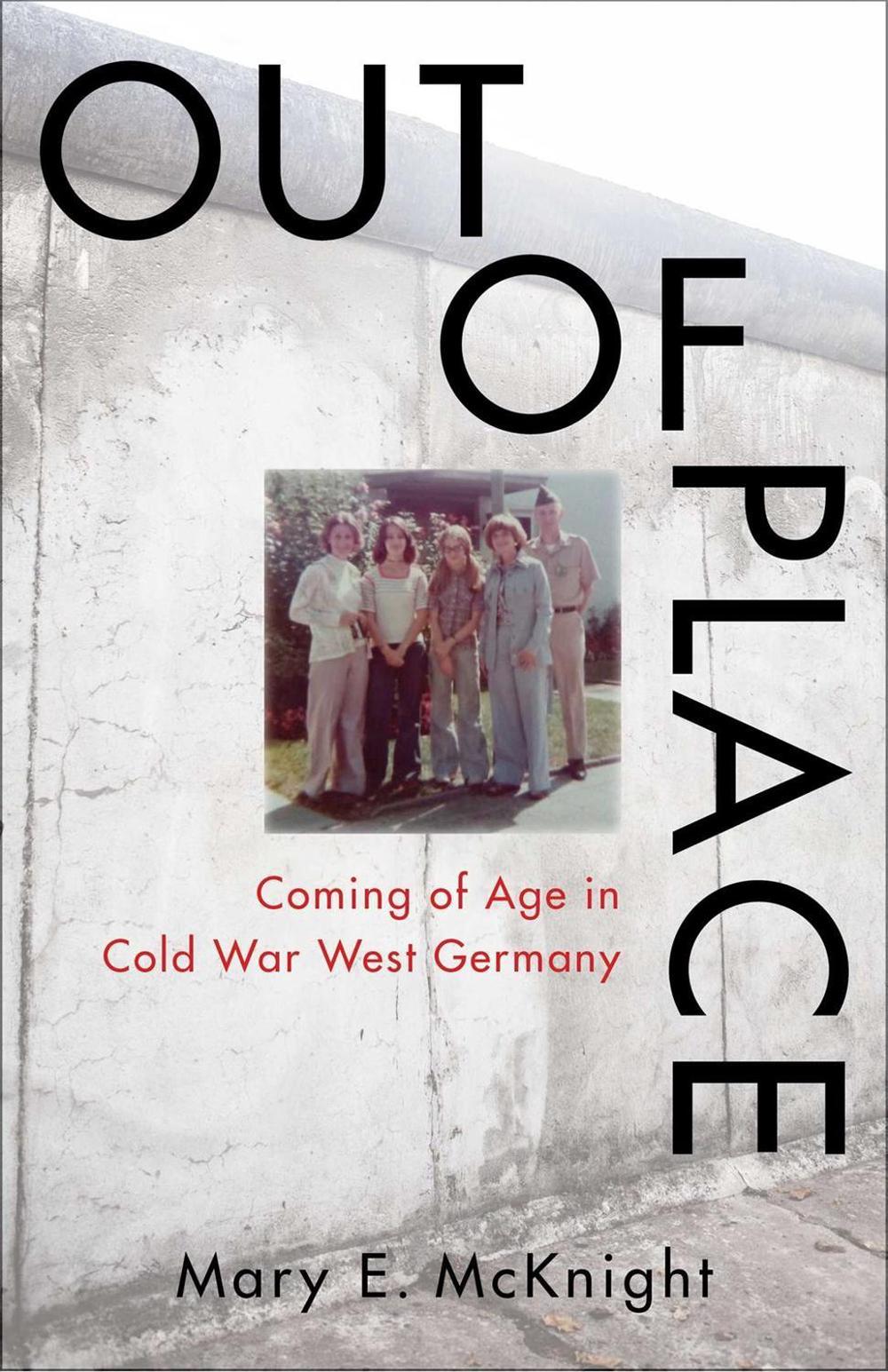Out of Place by Mary E. McKnight - ISBN: 9781647427269