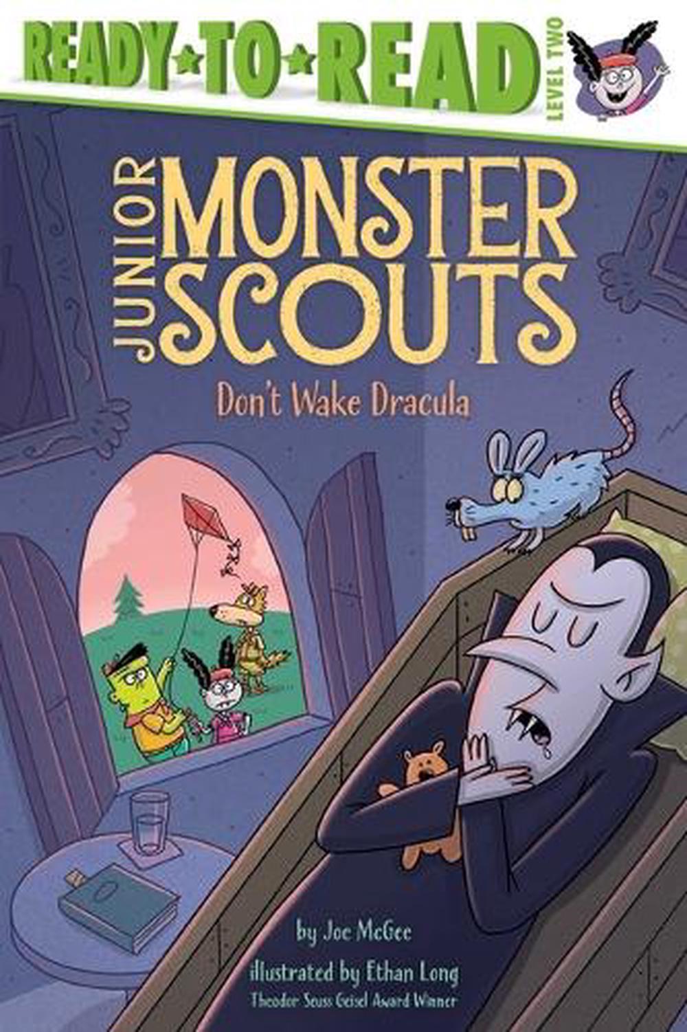 Don't Wake Dracula by Joe McGee - ISBN: 9781665974196