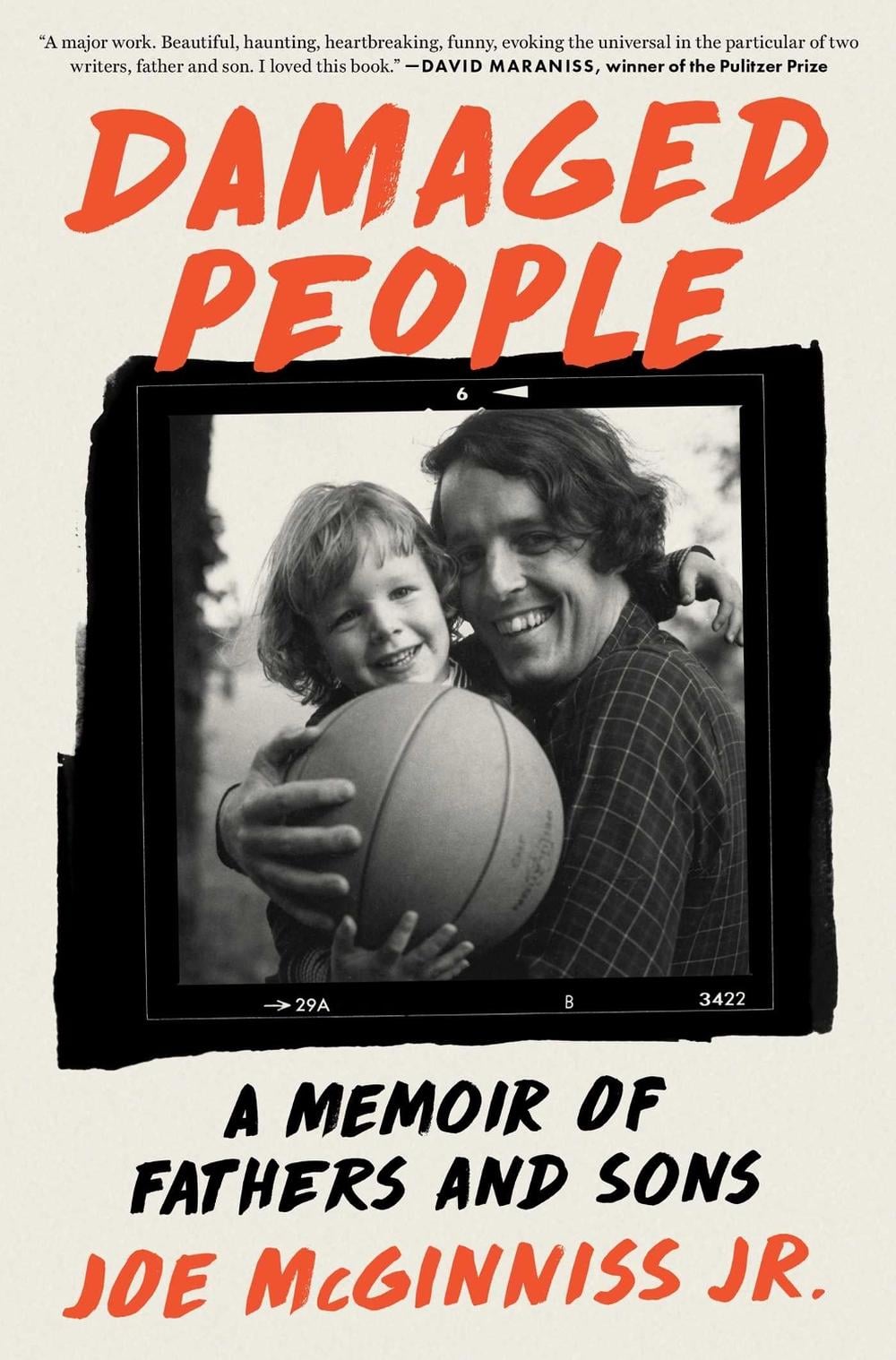 Damaged People by Joe McGinniss - ISBN: 9781668004852