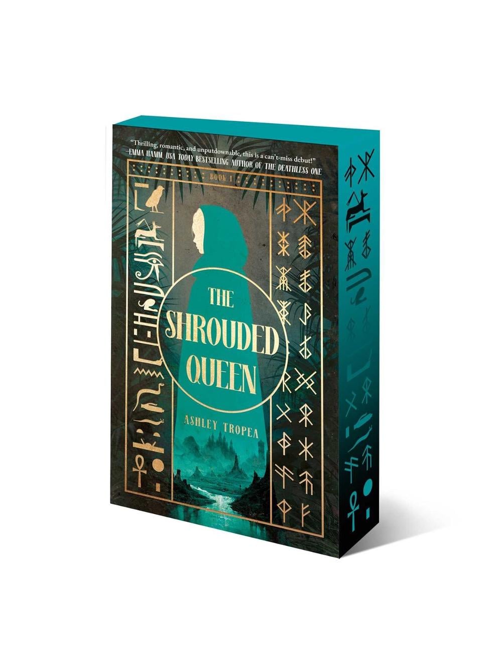 The Shrouded Queen by Ashley Tropea - ISBN: 9781668096215