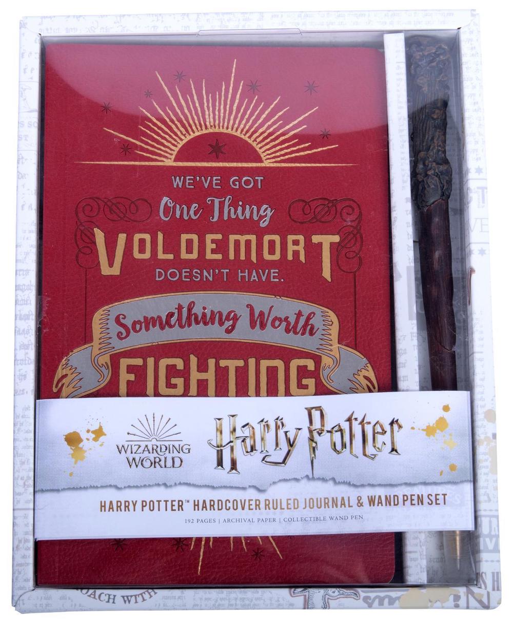 Insight Editions Harry Potter: Harry Potter Hardcover Ruled Journal and Wand Pen Set by Insight Editions - ISBN: 9781683839811