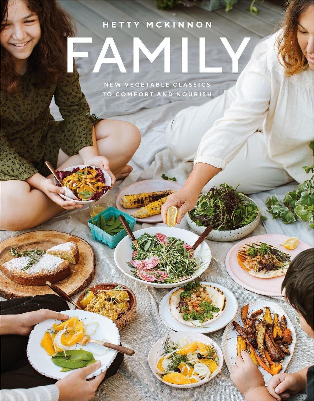 Family by Hetty Lui McKinnon - ISBN: 9781760554576