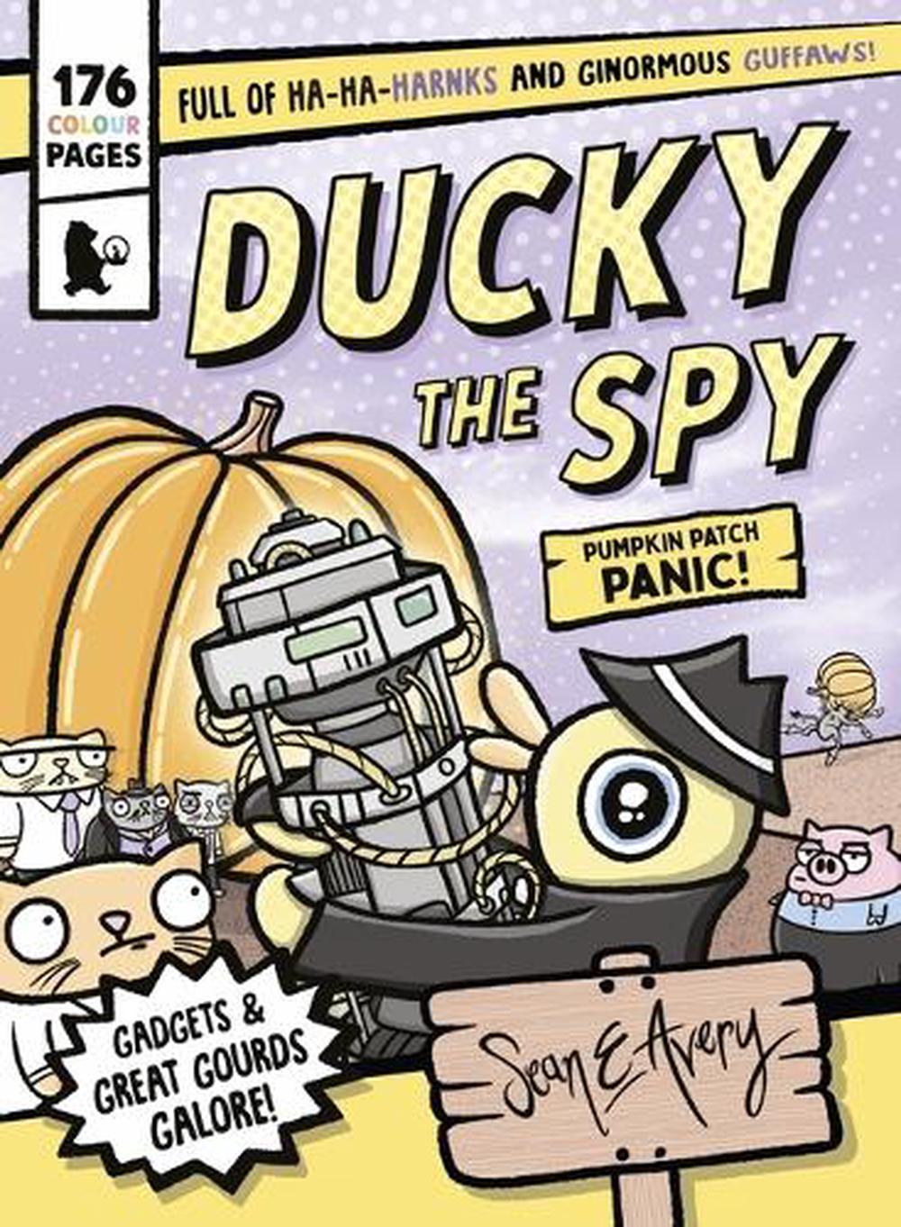 Ducky the Spy: Pumpkin Patch Panic!, 9781760657376