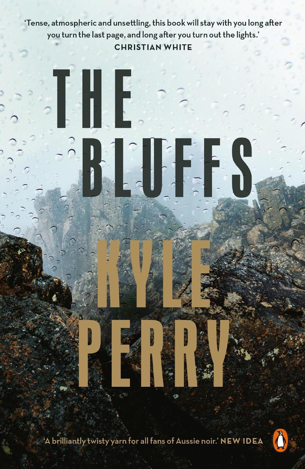 The Bluffs by Kyle Perry - ISBN: 9781761041891