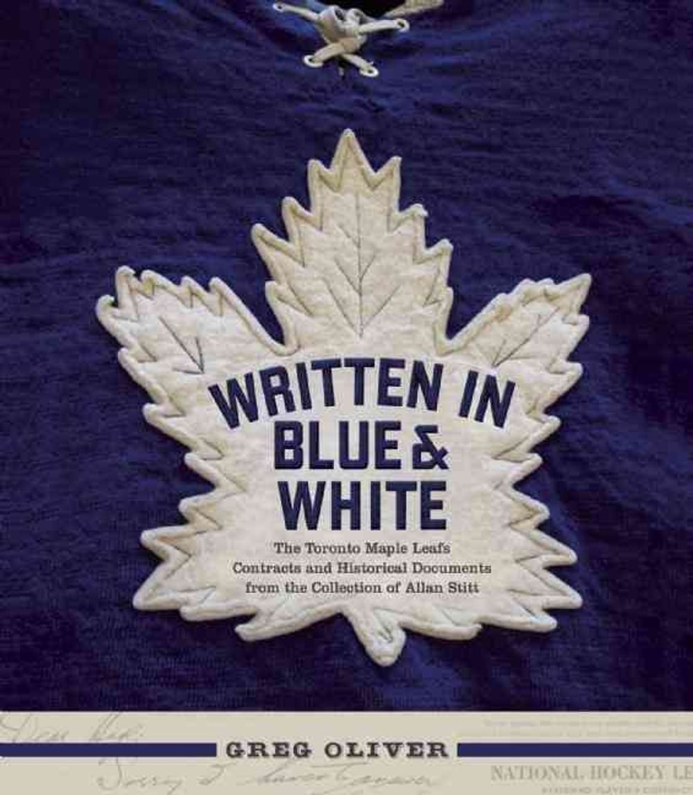 Written in Blue and White by Greg Oliver - ISBN: 9781770412156