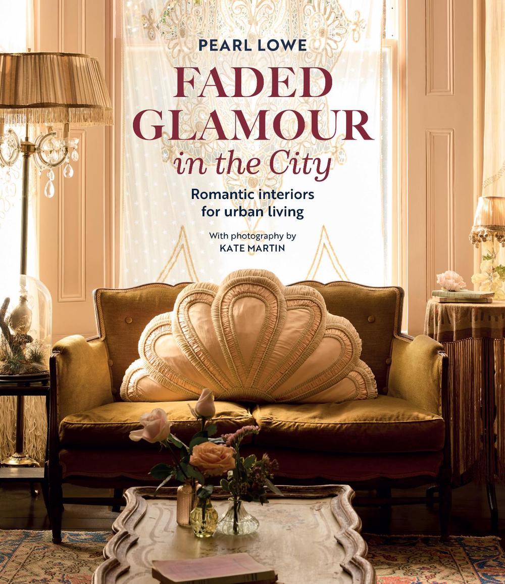 Faded Glamour in the City, 9781800654679