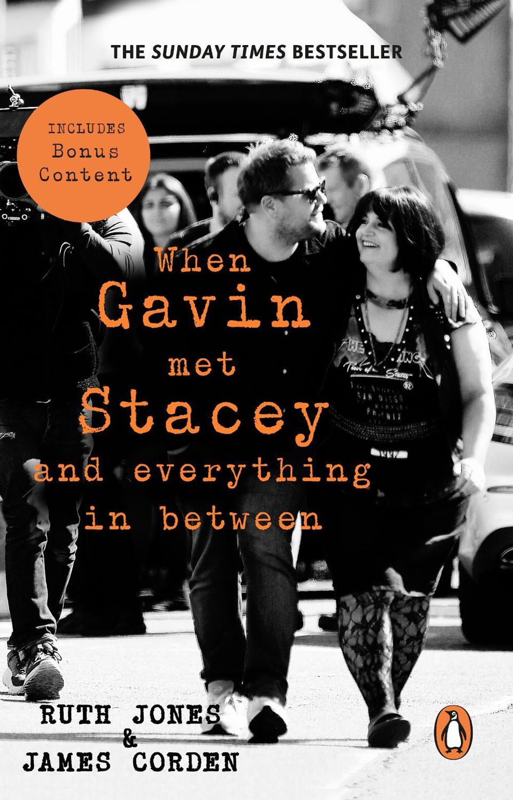 When Gavin Met Stacey and Everything in Between by Ruth Jones - ISBN: 9781804996737