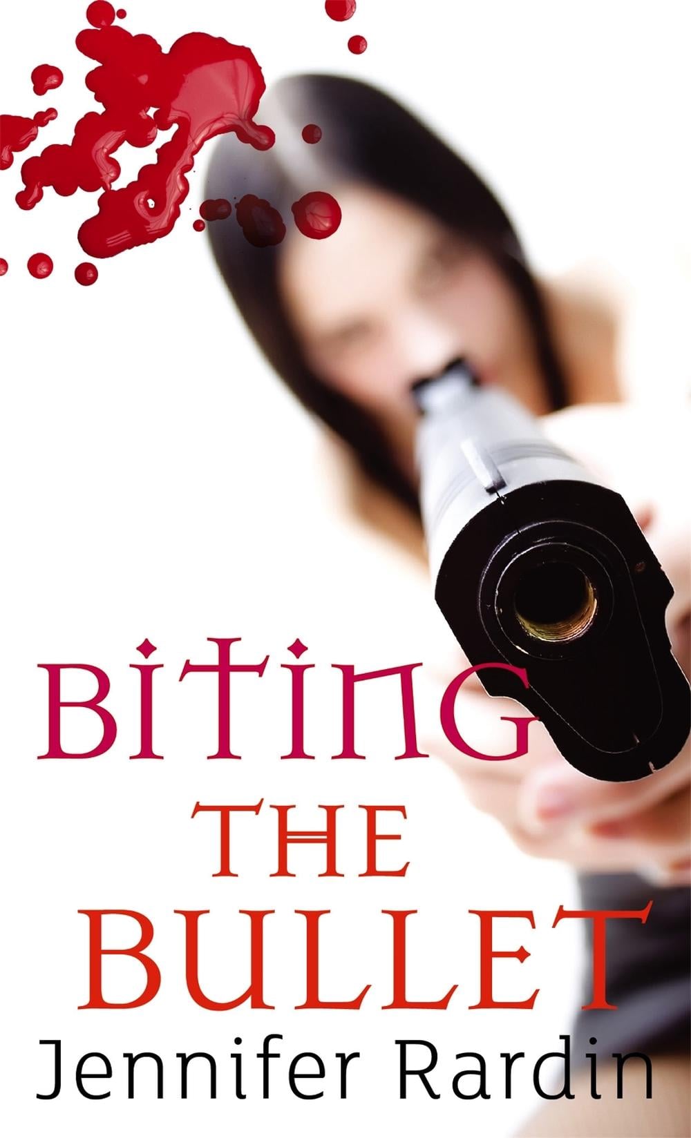 Biting The Bullet by Jennifer Rardin - ISBN: 9781841496405