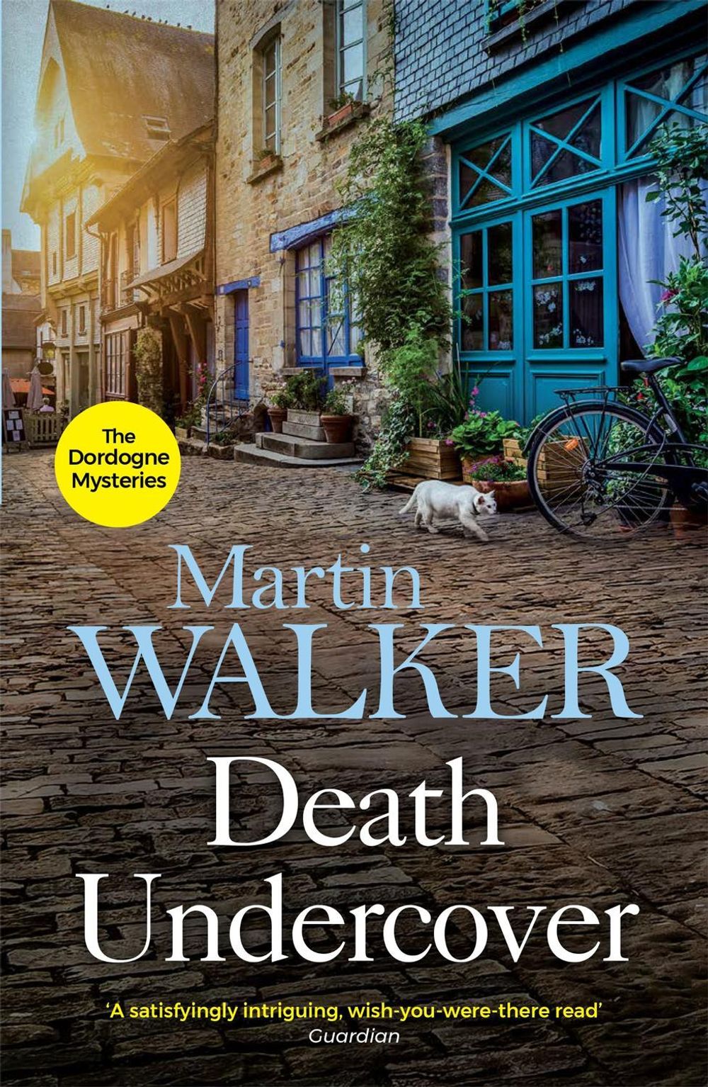 Death Undercover by Martin Walker - ISBN: 9781848664043