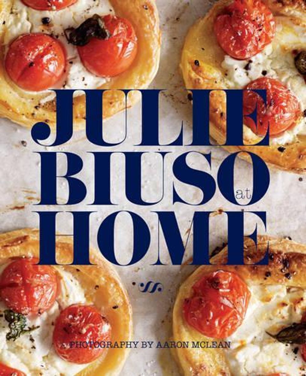 Julie Biuso At Home by Julie Biuso - ISBN: 9781869663810