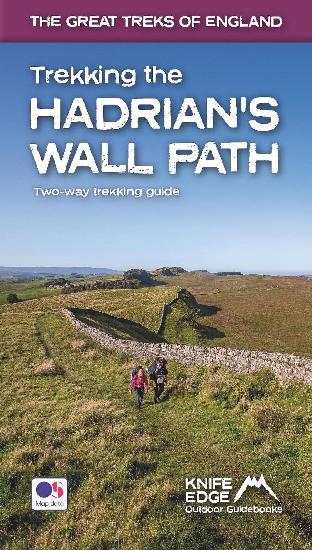 Trekking the Hadrian's Wall Path (updated 2024 version) by Andrew McCluggage - ISBN: 9781912933075