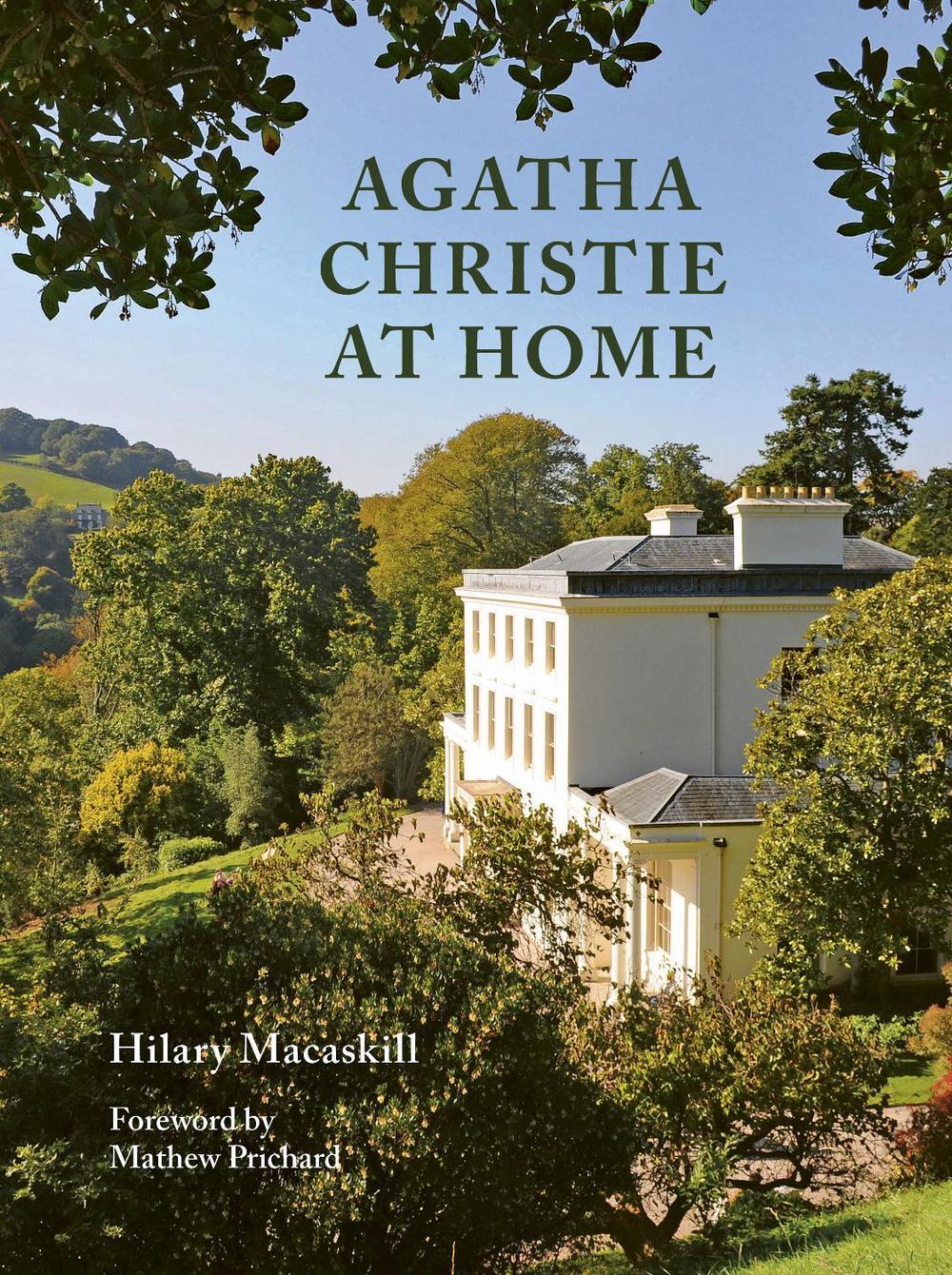 Agatha Christie at Home, 9781914902000