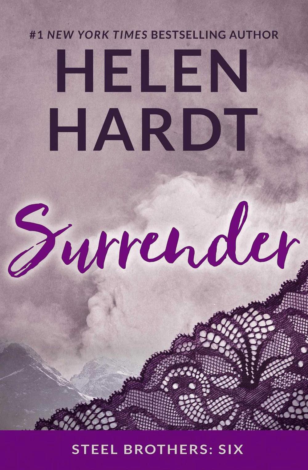 Surrender by Helen Hardt - ISBN: 9781943893225