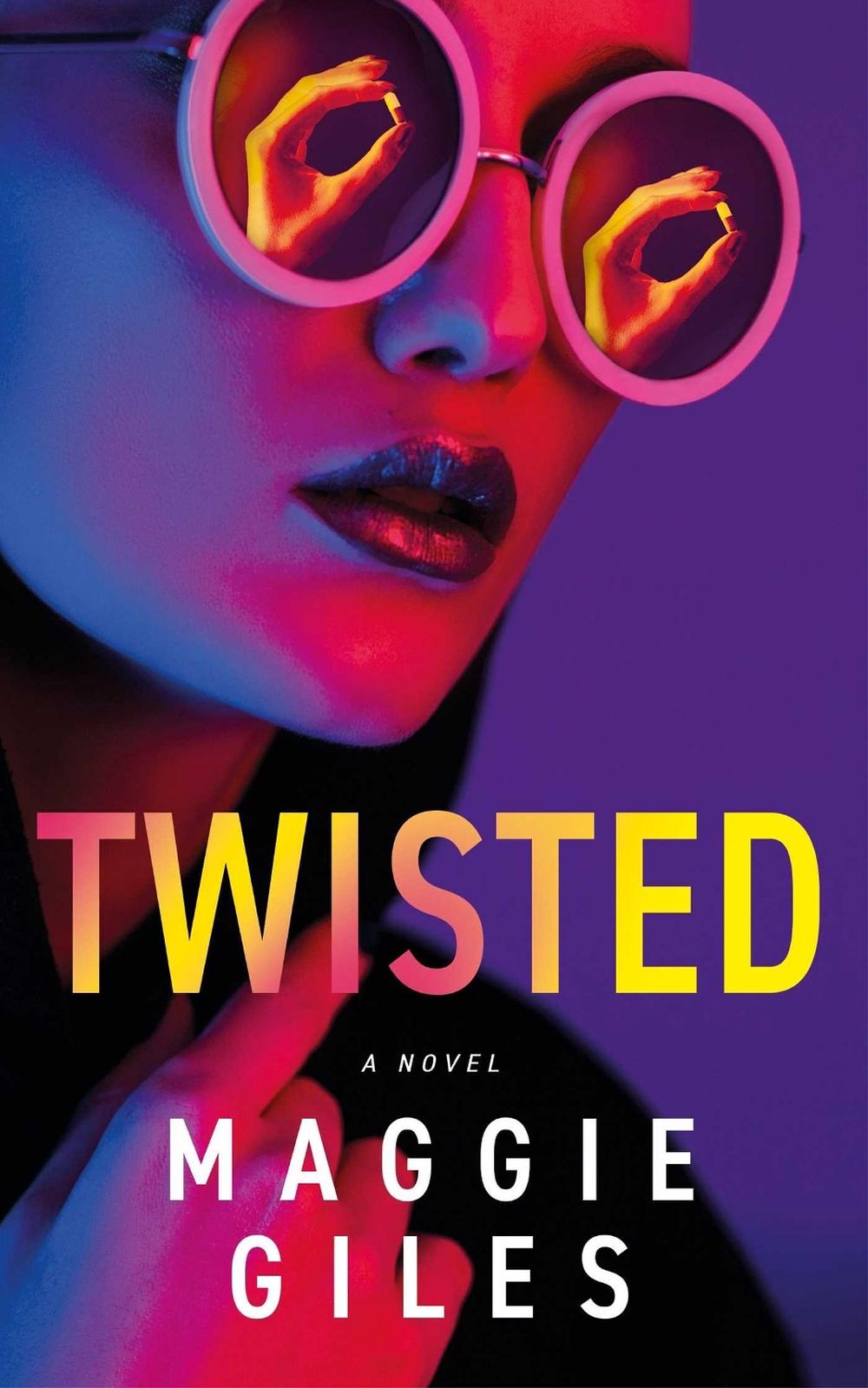 Twisted by Maggie Giles - ISBN: 9781990253874
