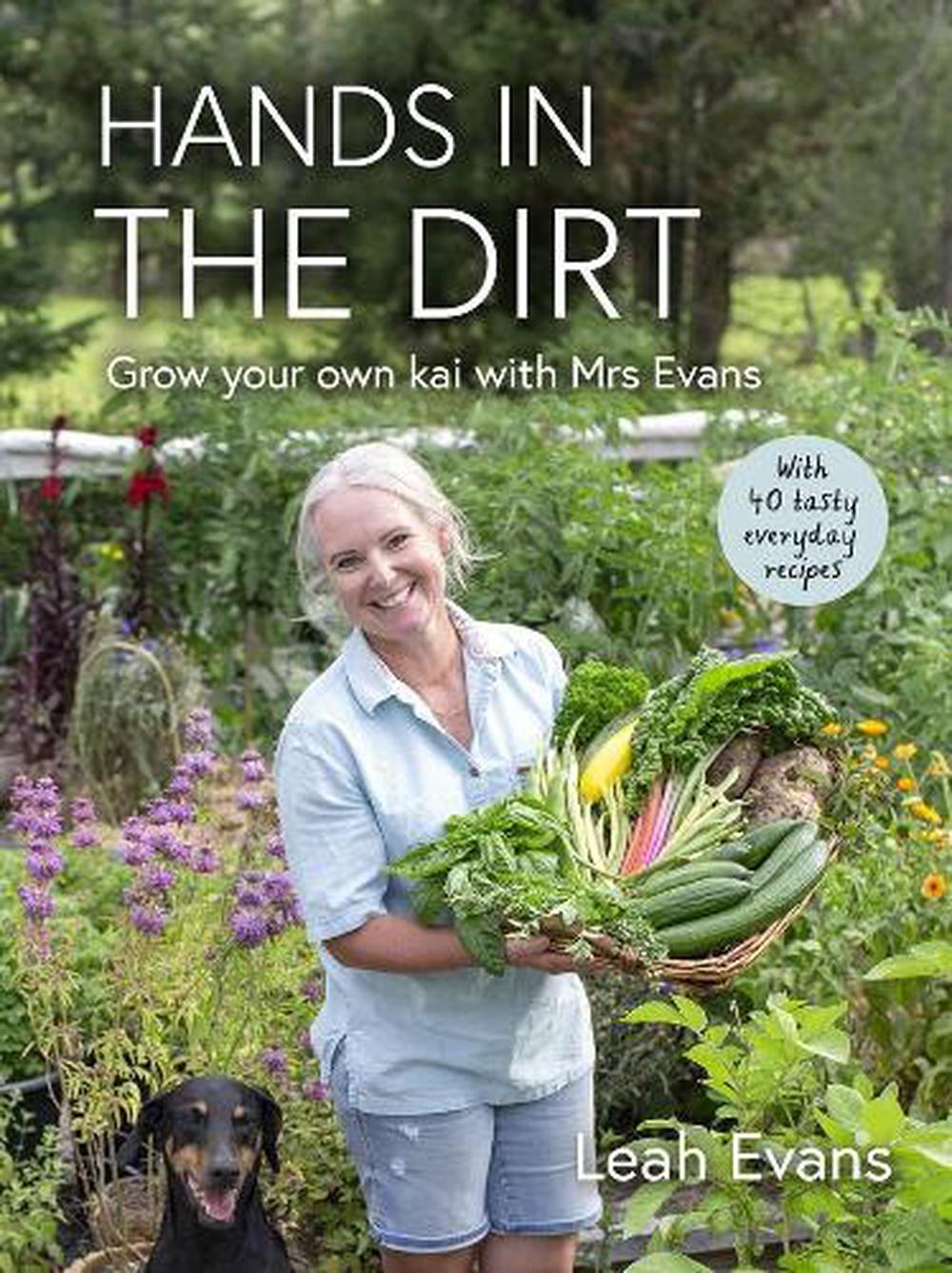 Hands in the Dirt, 9781991006417