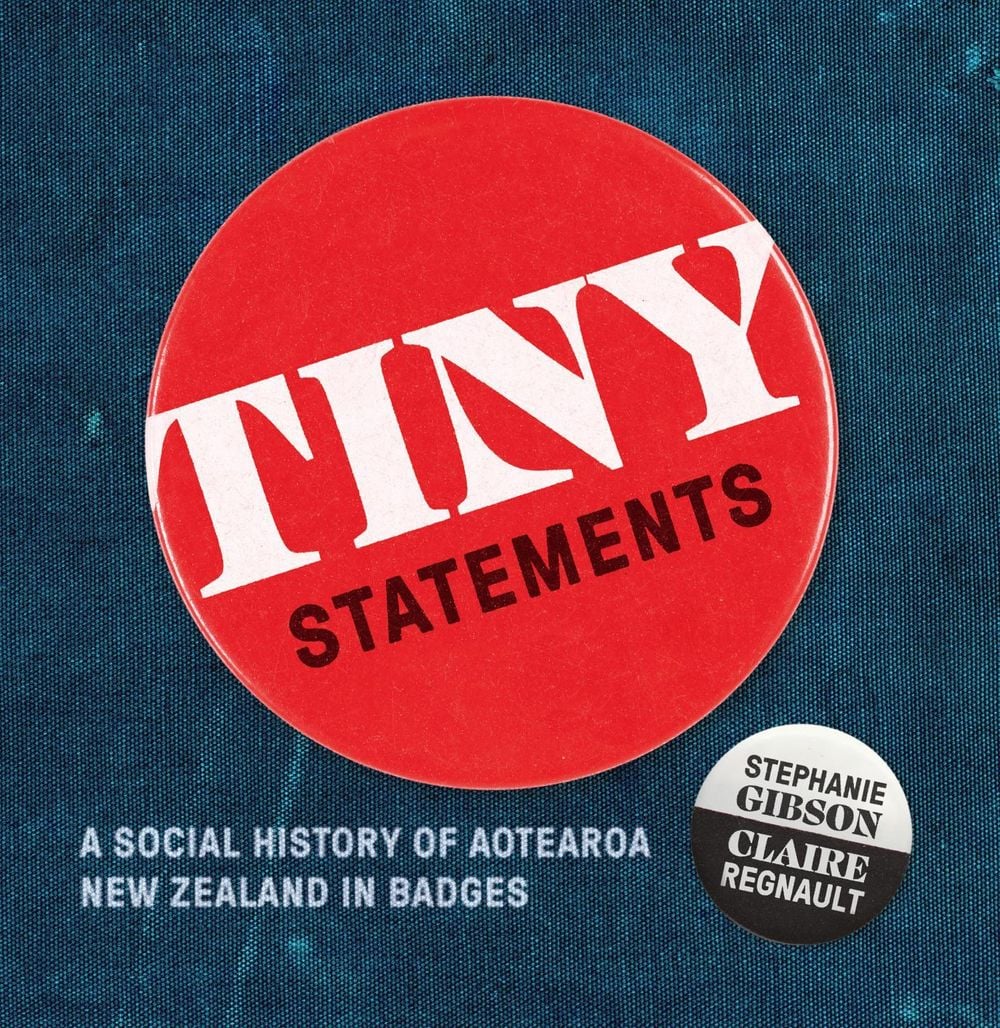 Tiny Statements by Claire Regnault - ISBN: 9781991150974