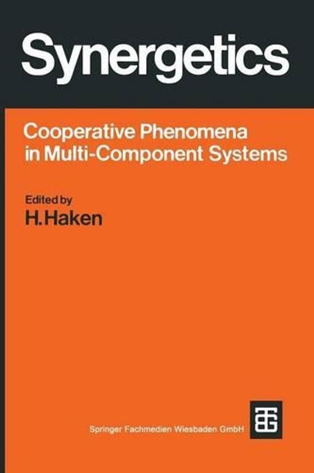 Synergetics by Hermann Haken - ISBN: 9783519030119