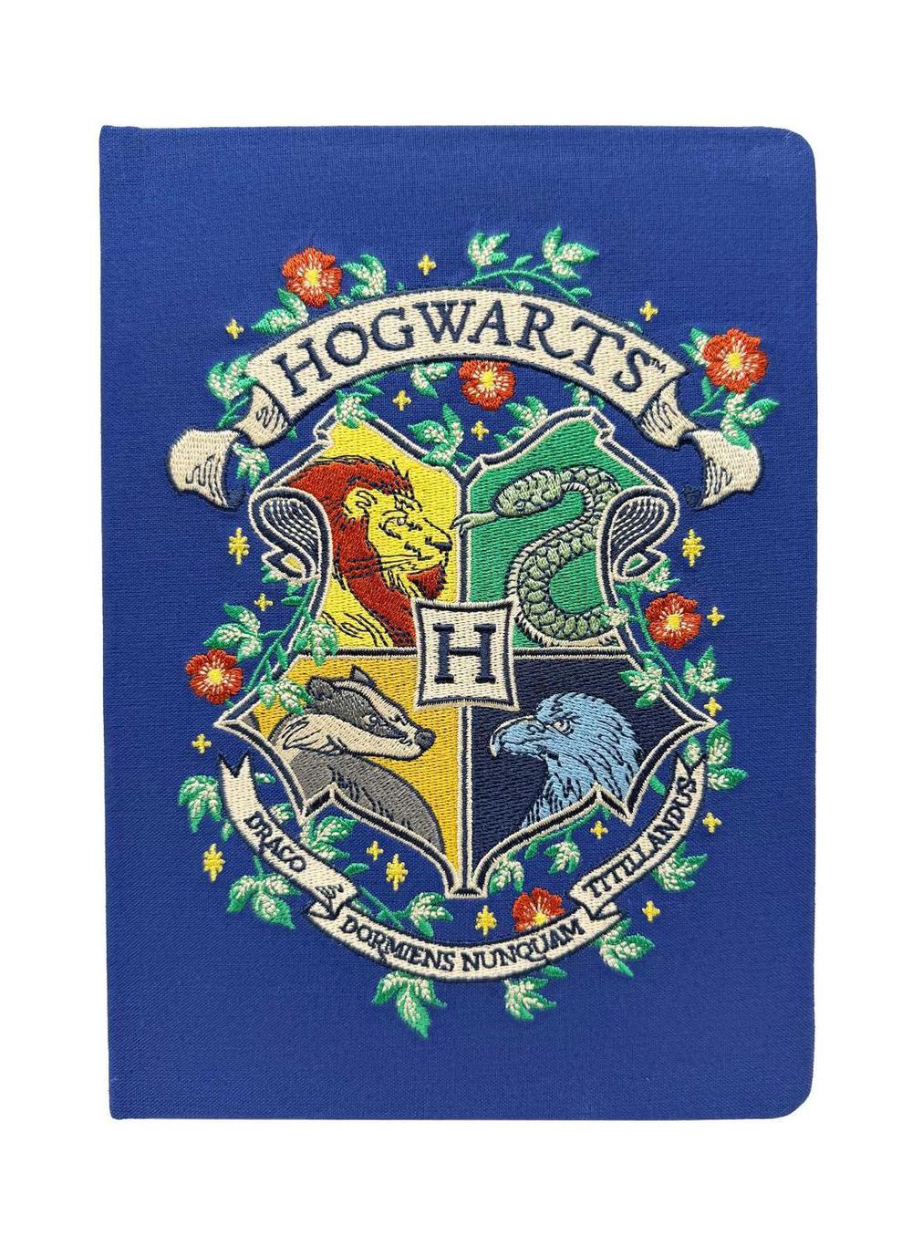 Harry Potter: Hogwarts Crest Embroidered Journal by Insight Editions - ISBN: 9798337404196