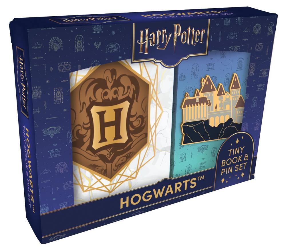 Harry Potter: Hogwarts Tiny Book and Pin Set by Insight Editions - ISBN: 9798886637083