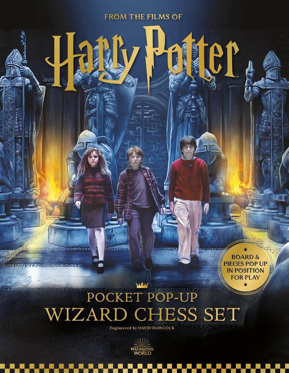 Harry Potter: The Pocket Pop-Up Wizard Chess Set, 9798886638042