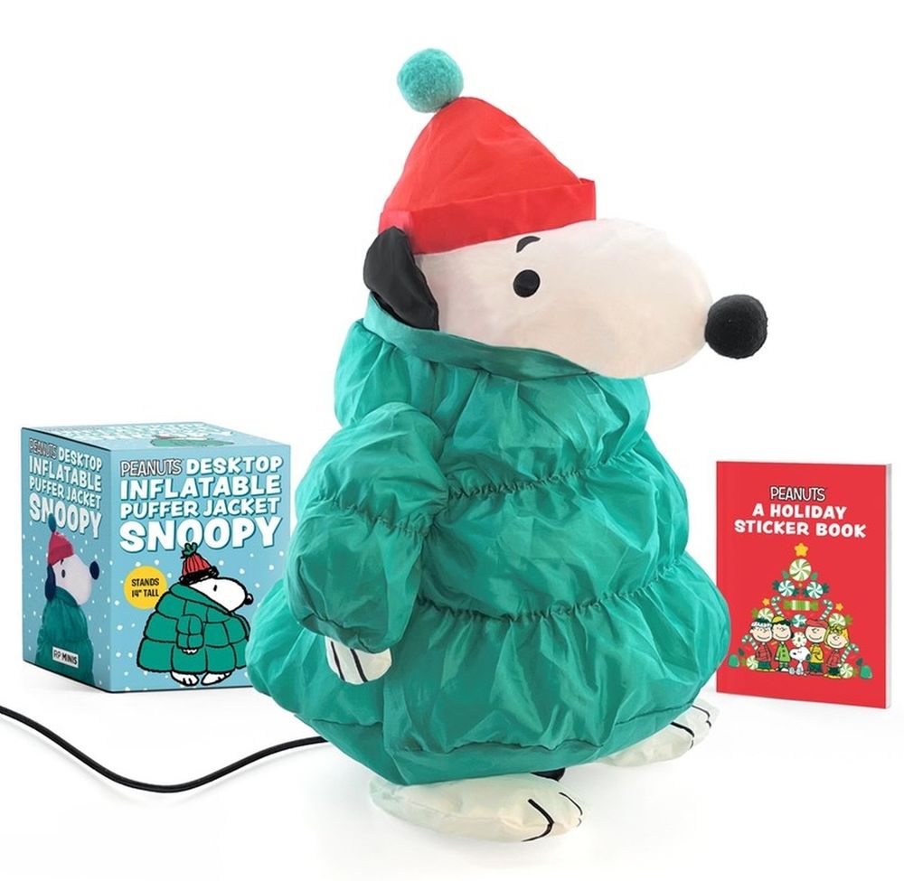 Peanuts: Desktop Inflatable Puffer Jacket Snoopy (Revised Edition) by Charles Schulz - ISBN: 9798894145082