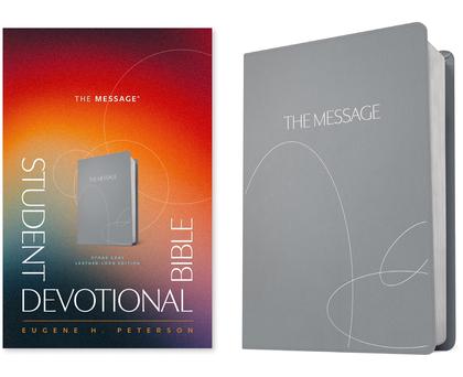 Message Student Devotional Bible Stone Gray, The by Eugene H. Peterson - ISBN: 9781641588065
